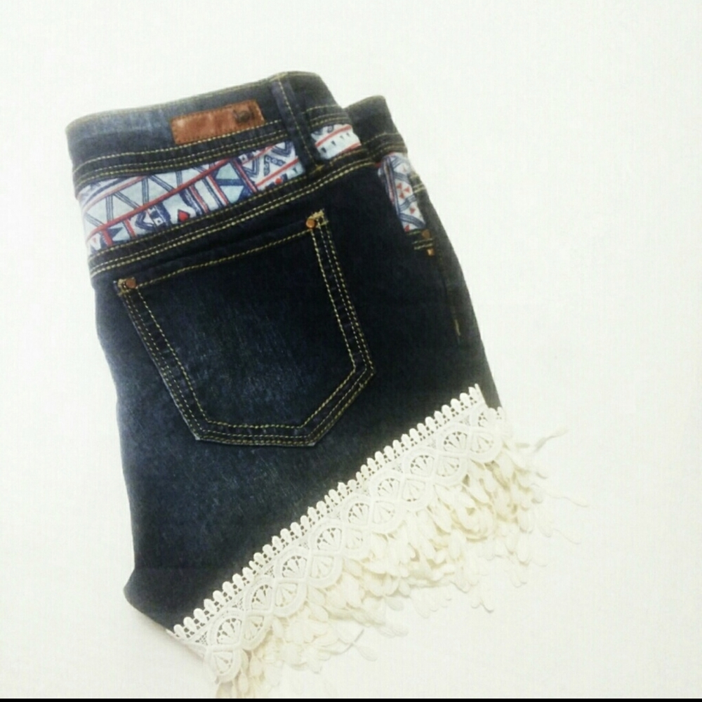 LEI Ashley Lowrise Denim Boho Festival Shorts